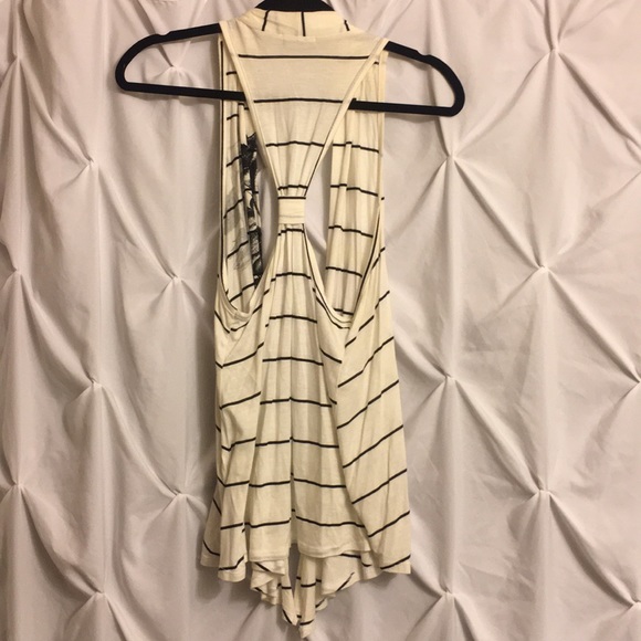 Wet Seal sleeveless cardigan - Picture 3 of 3